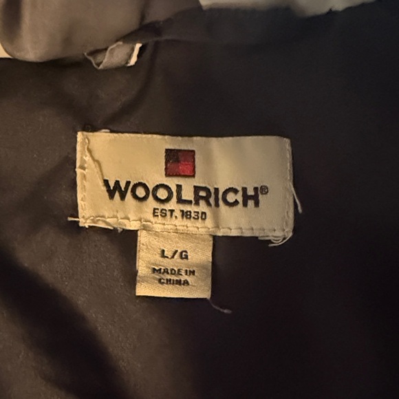 Woolrich Black and White Down Vest - Picture 2 of 6